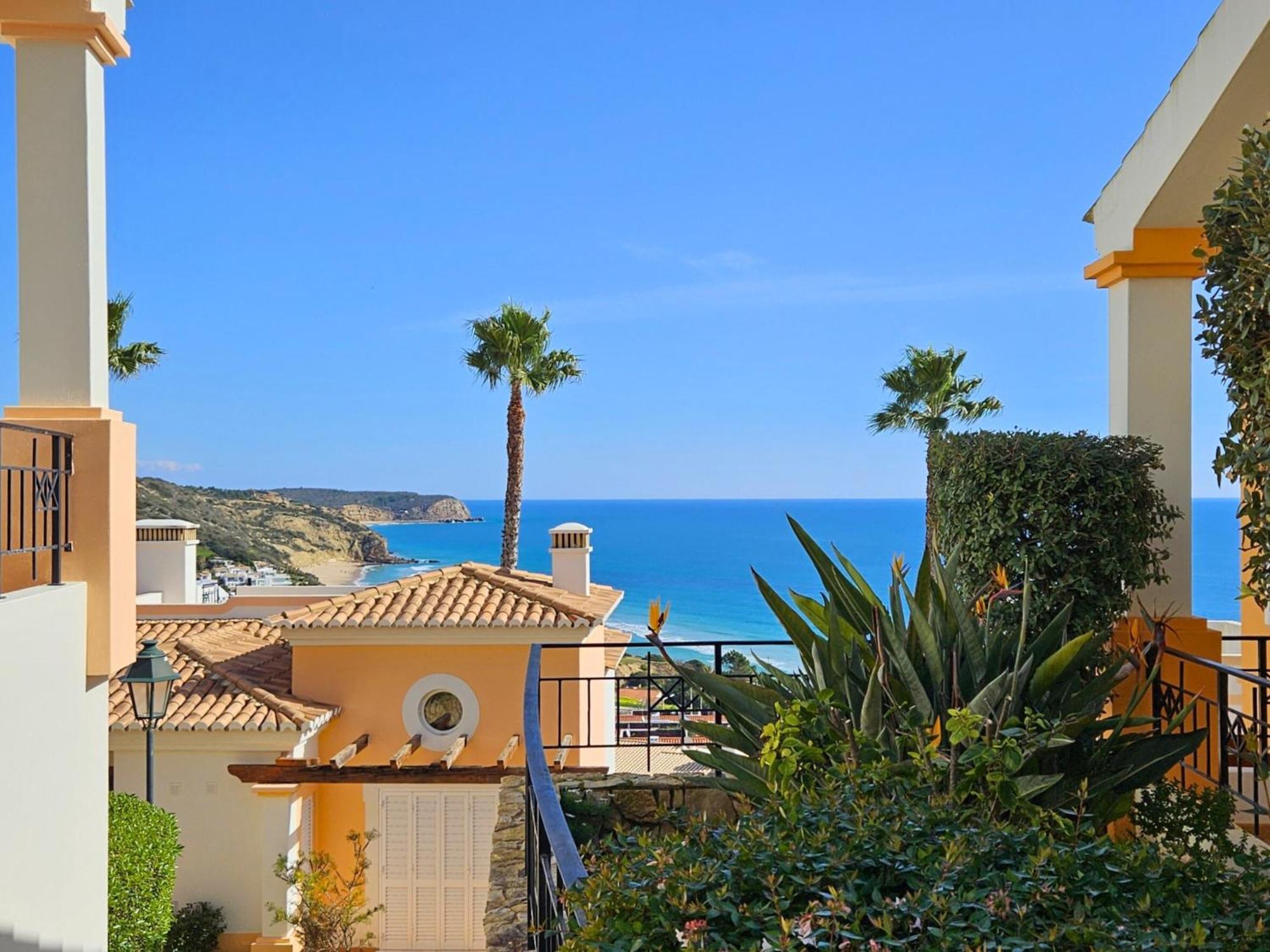 The View – Santo António Villas, Golf&Spa Salema Exterior foto